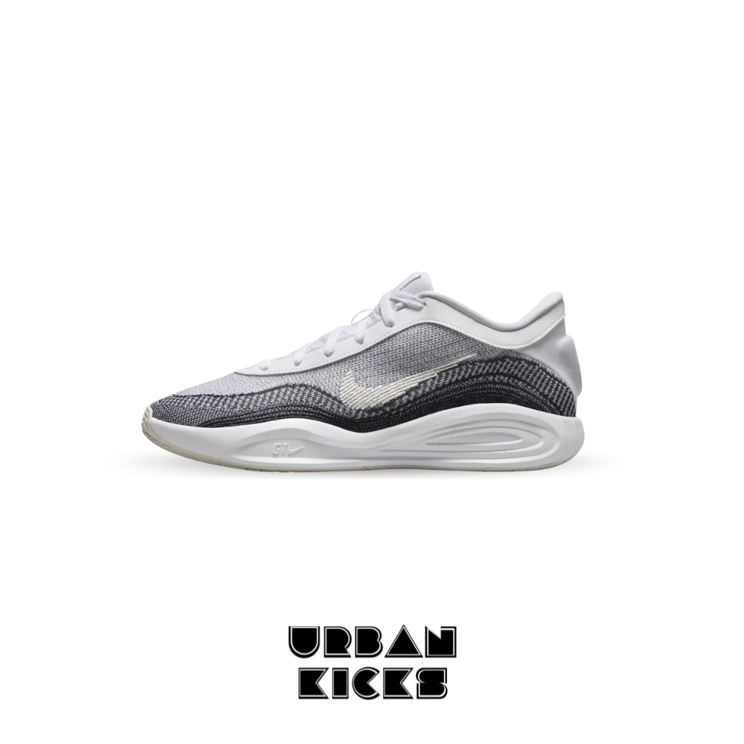 Nike G.T. Hustle Academy EP in White & Black