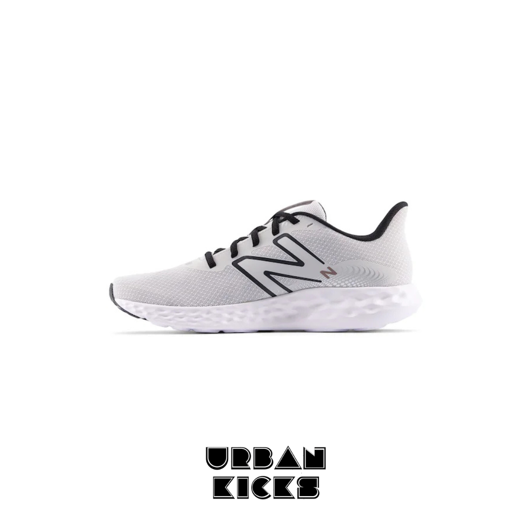 New Balance 411 Trainers in White