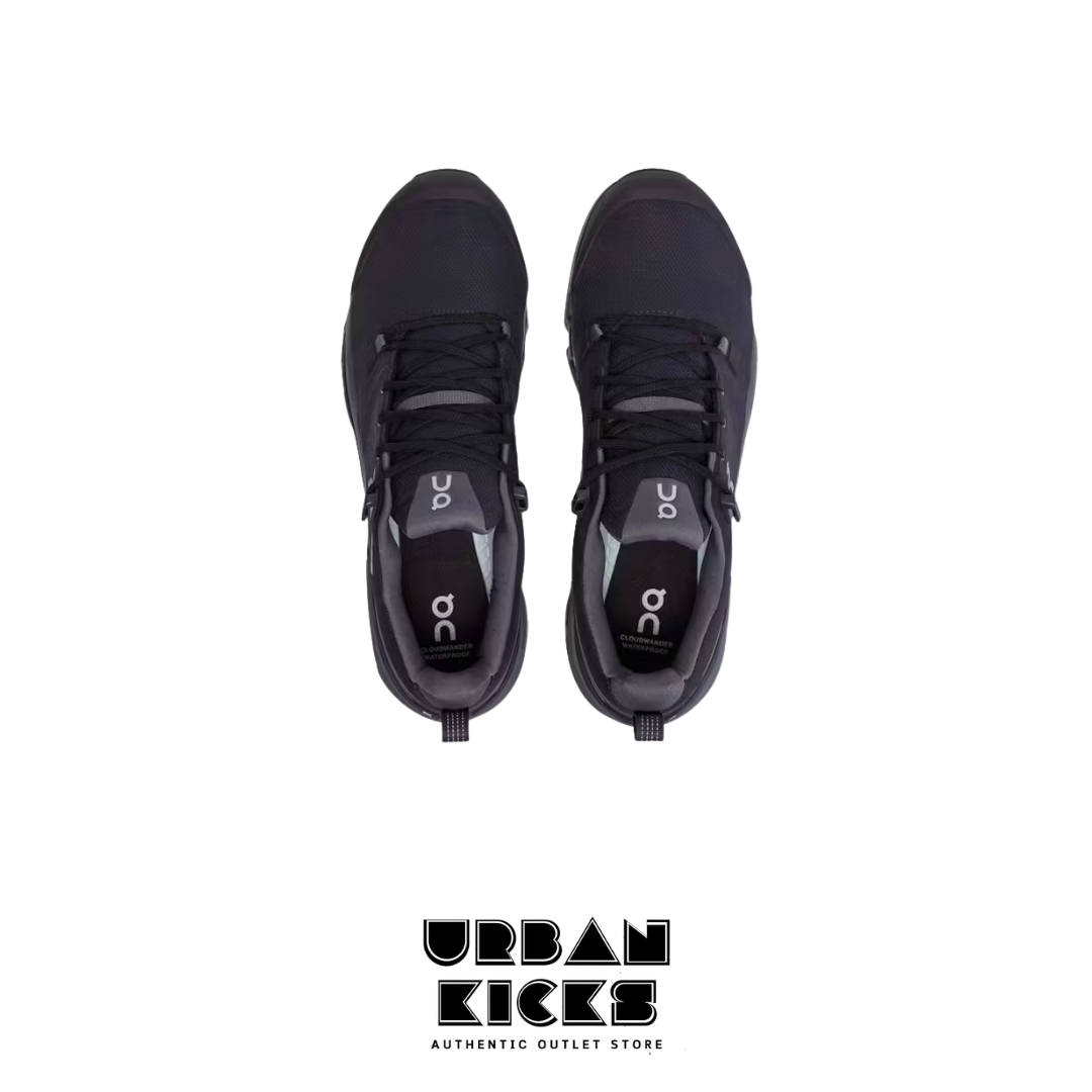 On Cloudwander Waterproof in Black