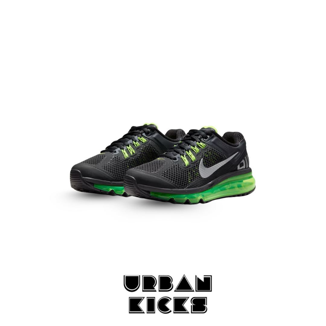 Nike Air Max in Black / Volt / Metallic Silver