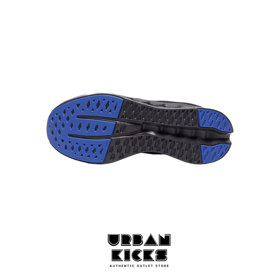 On Cloudsurfer – Black/Cobalt