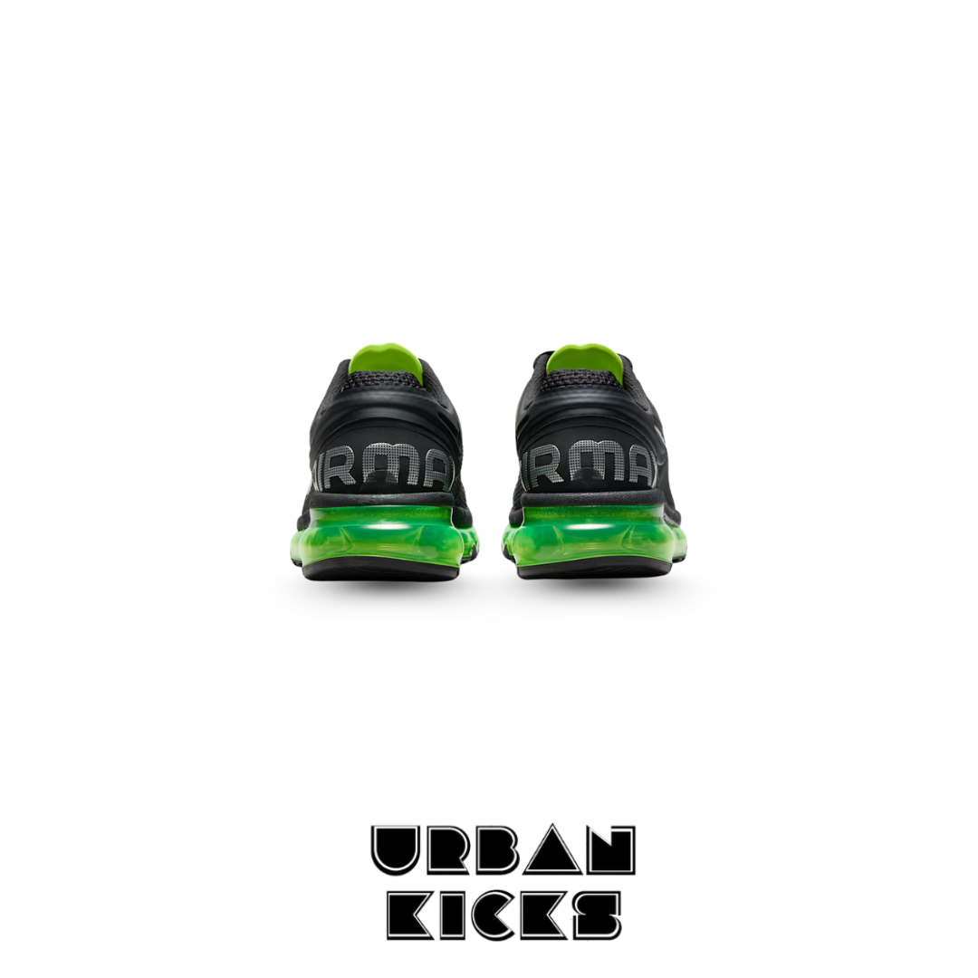 Nike Air Max in Black / Volt / Metallic Silver