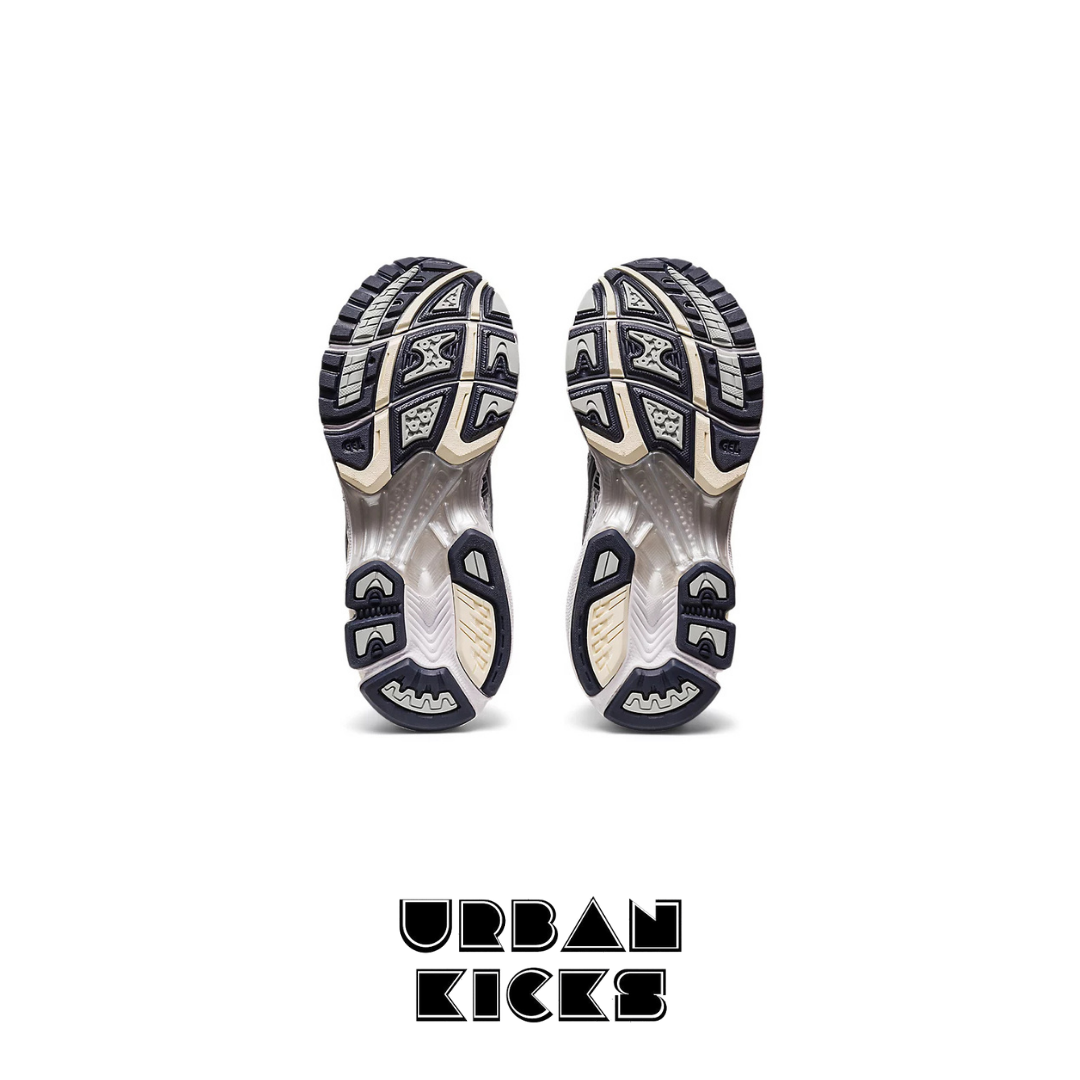 ASICS Gel-Kayano 14 in White/Midnight