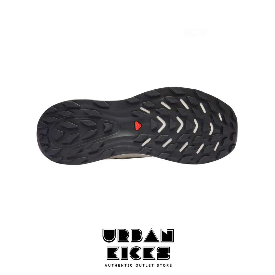 Salomon Ultra Flow Black & White