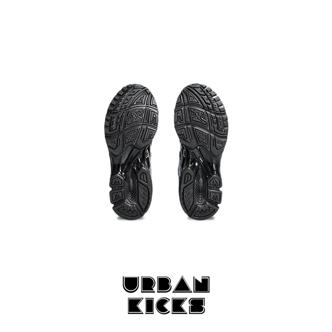 ASICS Gel-Kayano 14 in Black/Pure Silver