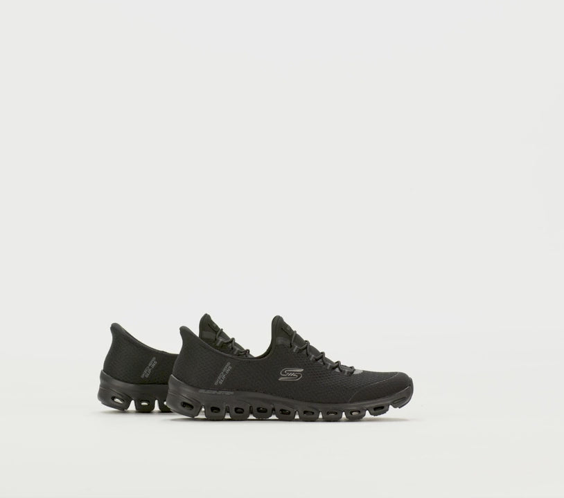 Skechers Slip-ins: Glide-Step – Pursuit